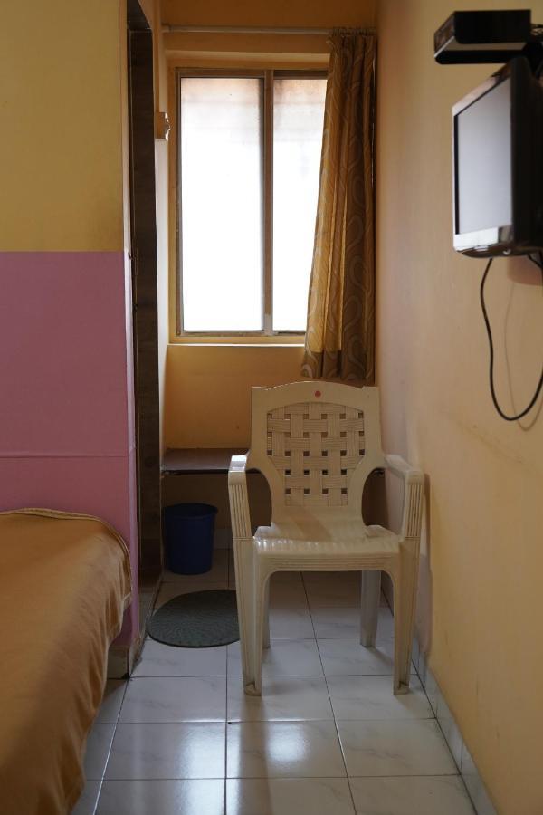 Hotel Rajesh Kolhapur Exterior photo